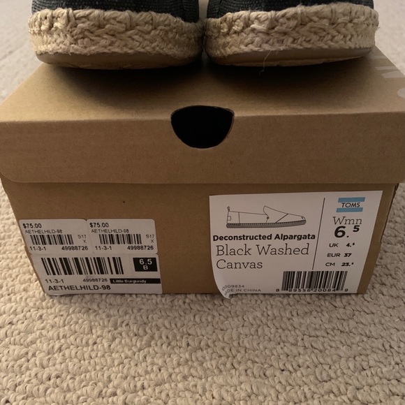 NWT Women’s Deconstructed Alpargata Toms - Picture 2 of 4